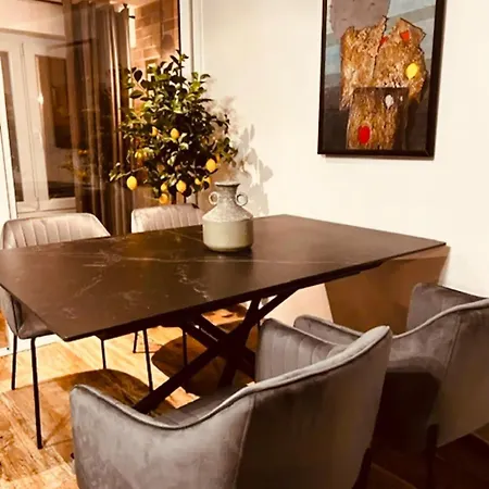 La Vie Est Belle A Apartamento