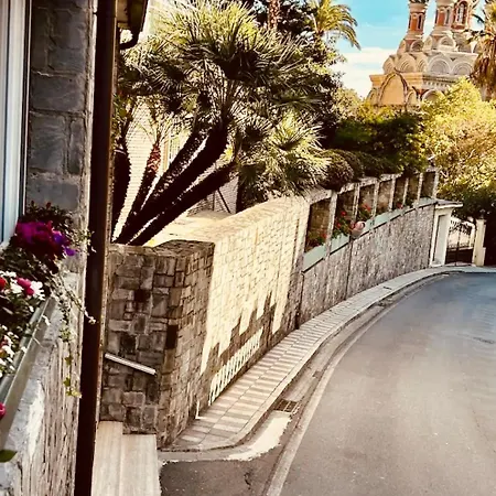 아파트 La Vie Est Belle A *